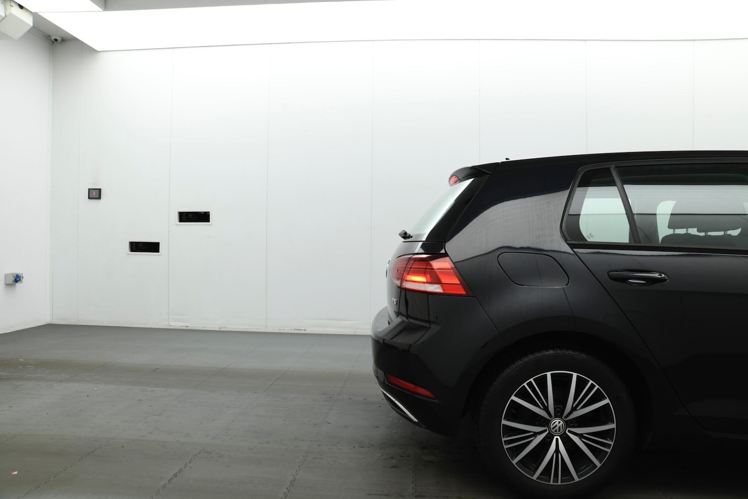 Used Volkswagen Golf 2017 for sale - 77564909: Photo 16