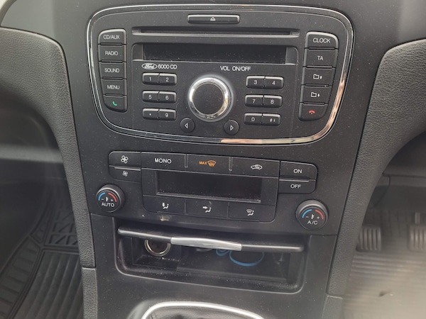 Used Ford Galaxy 2012 for sale - 74371787: Photo 16