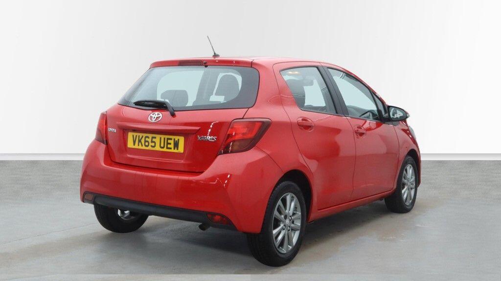 Used Toyota Yaris 2015 for sale - 77029951: Photo 3