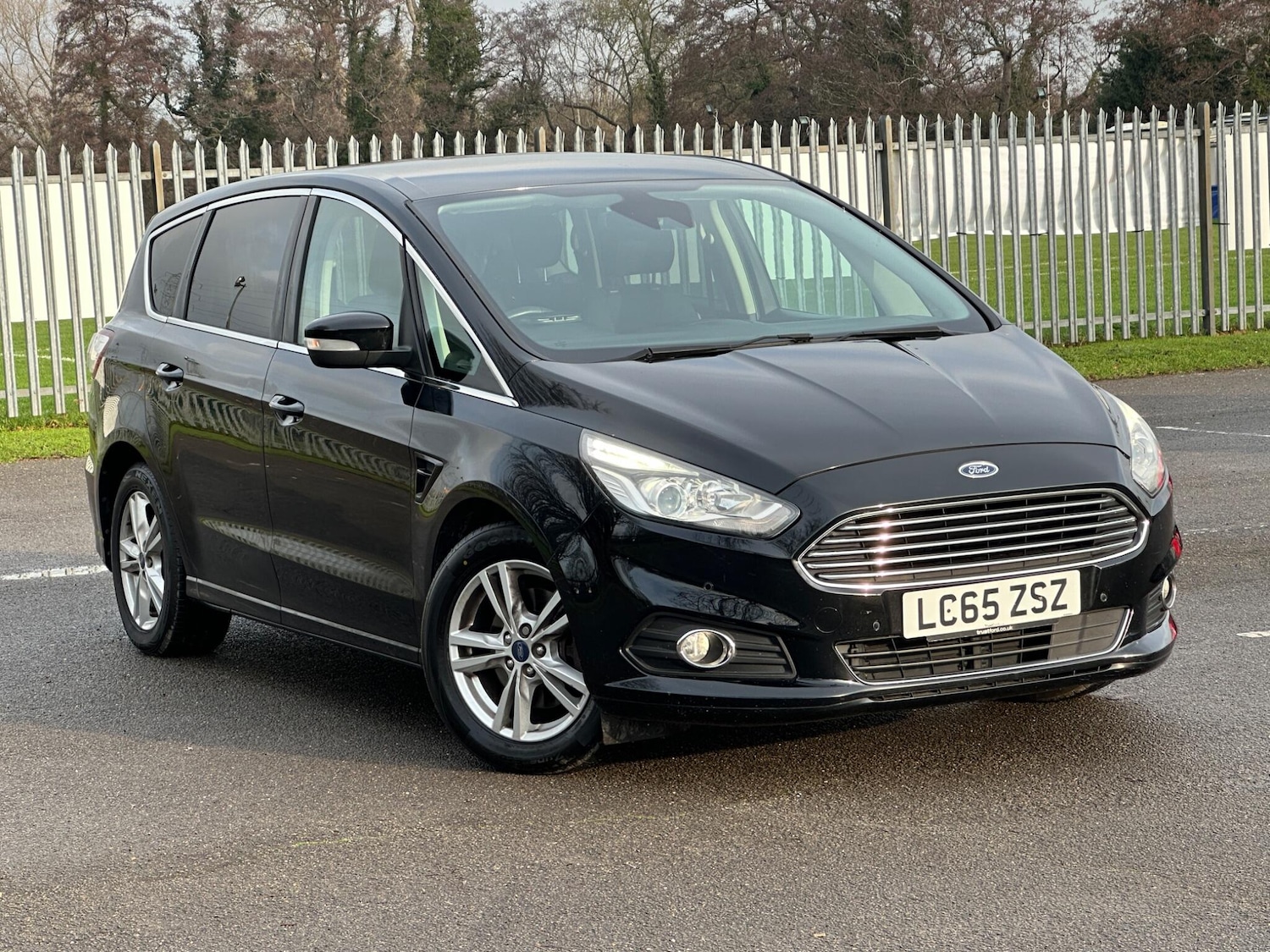 Used Ford S-Max 2015 for sale - 77029663: Photo 1