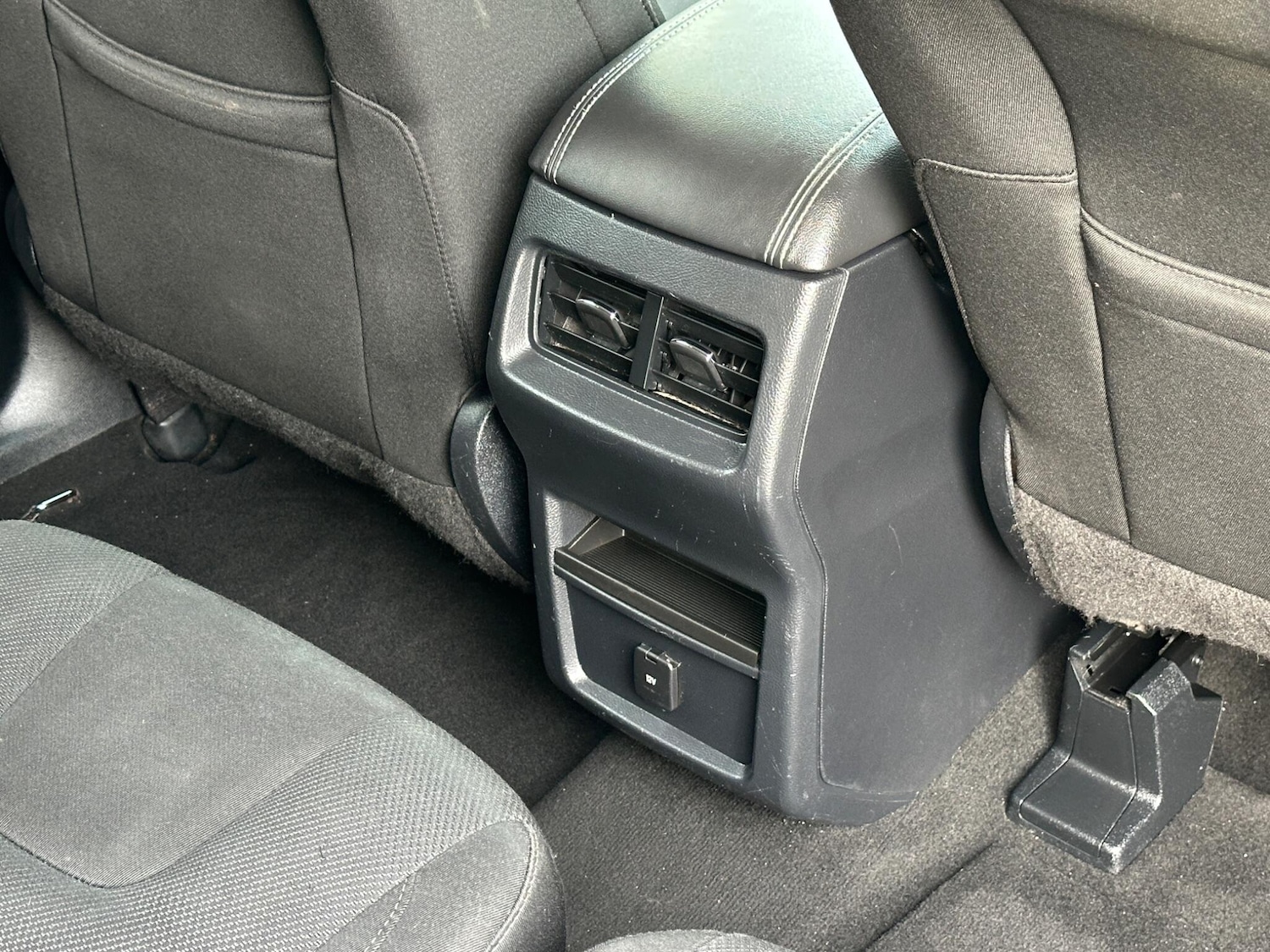 Used Ford S-Max 2015 for sale - 77029663: Photo 48