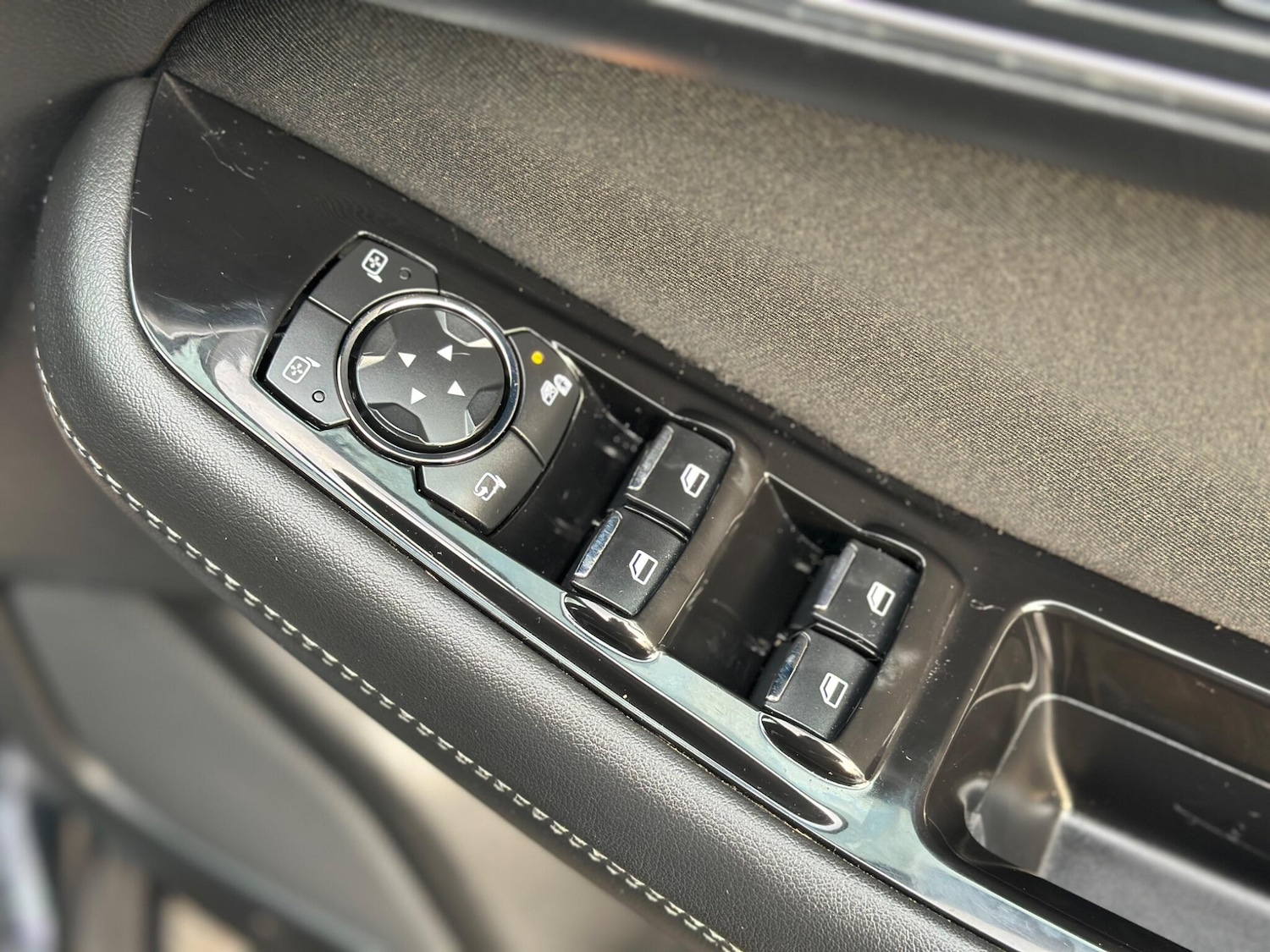 Used Ford S-Max 2015 for sale - 77029663: Photo 49