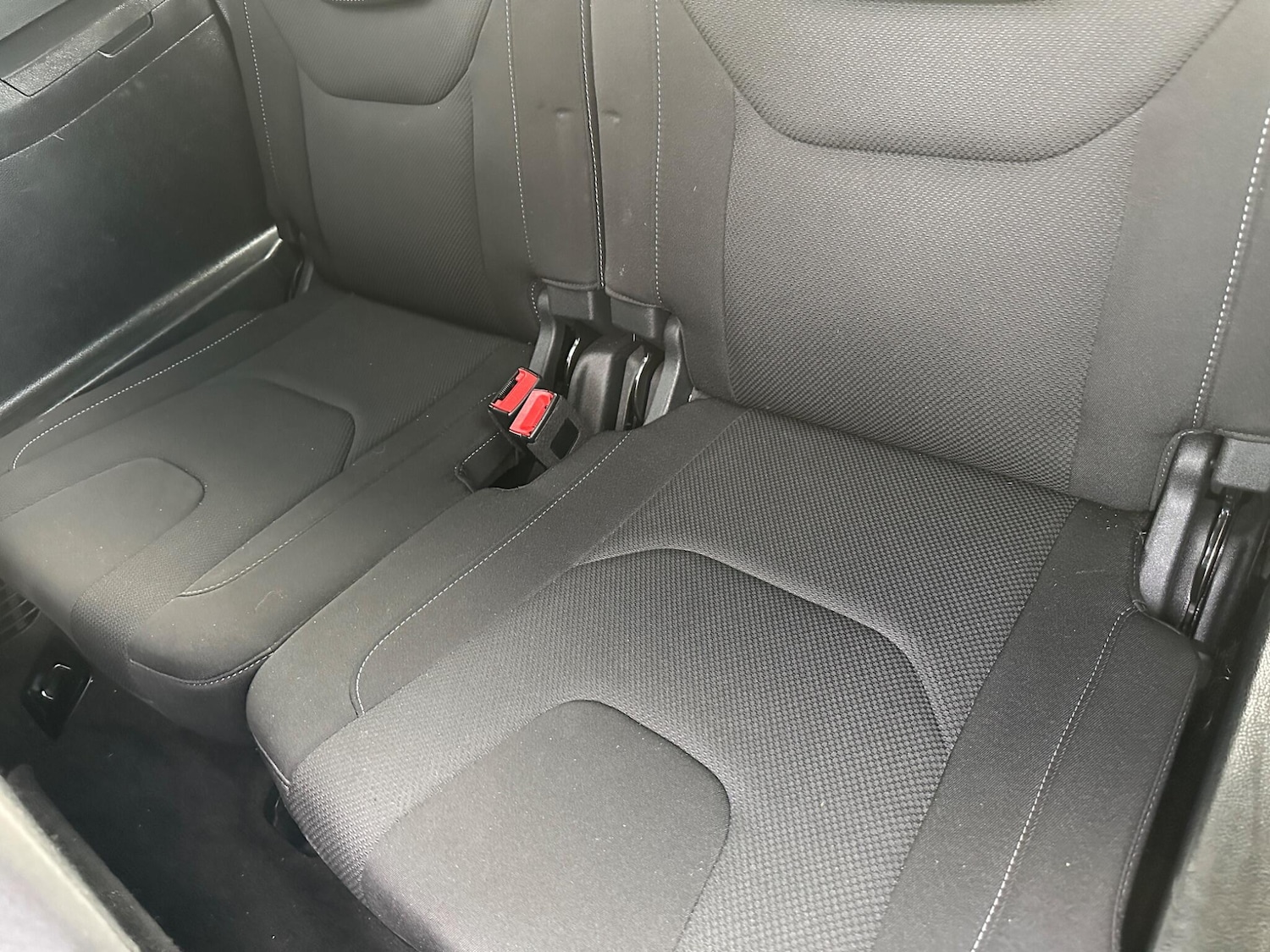 Used Ford S-Max 2015 for sale - 77029663: Photo 77