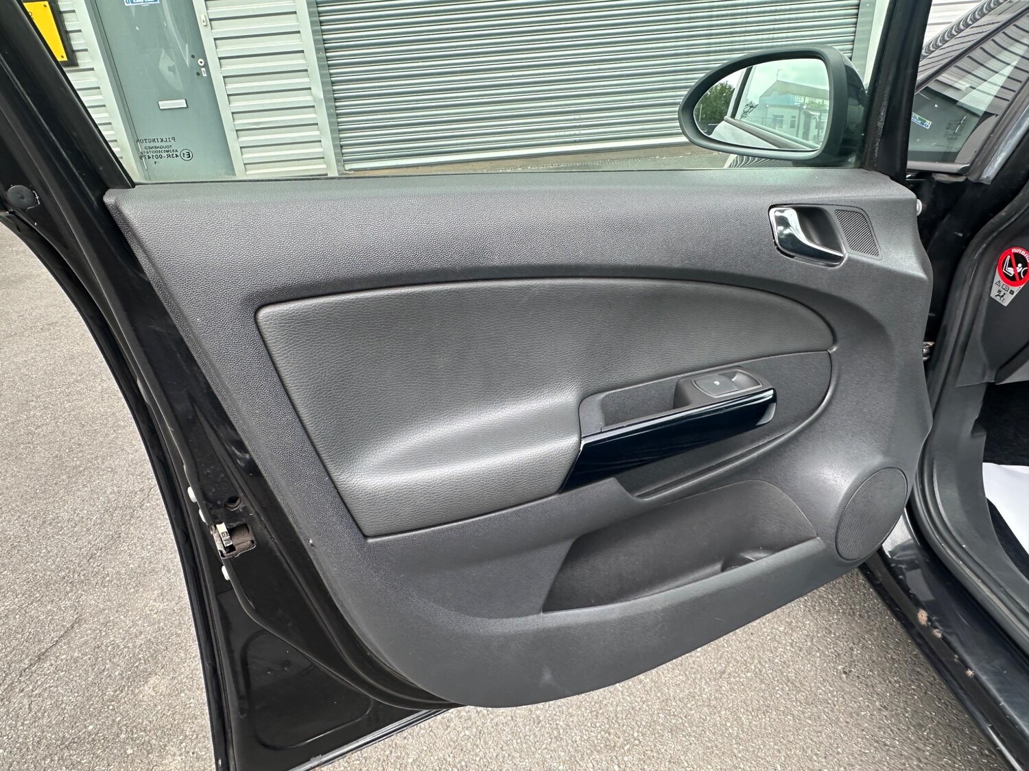 Vehicle 29