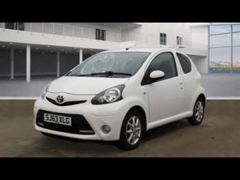 2013 (63) - 1.0 VVT-i Mode 3dr