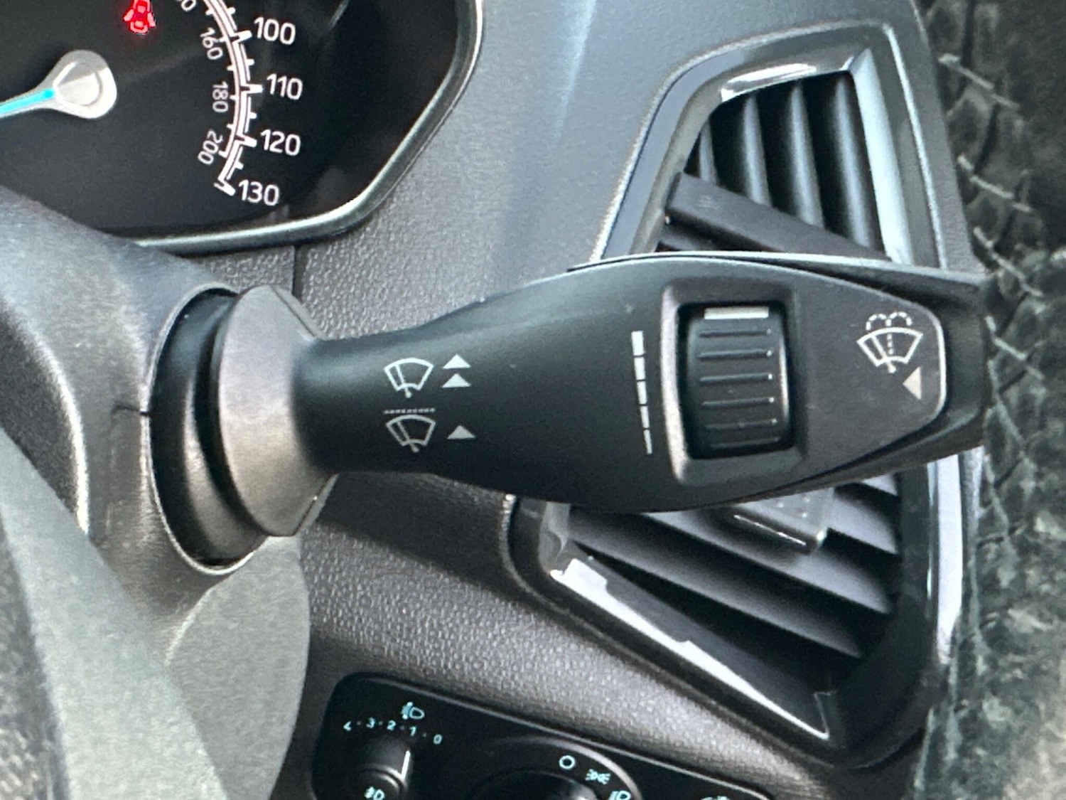 Used Ford Ecosport 2016 for sale - 77015325: Photo 32