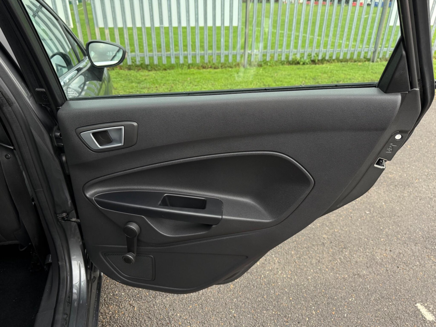 Used Ford Fiesta 2017 for sale - 76984902: Photo 27