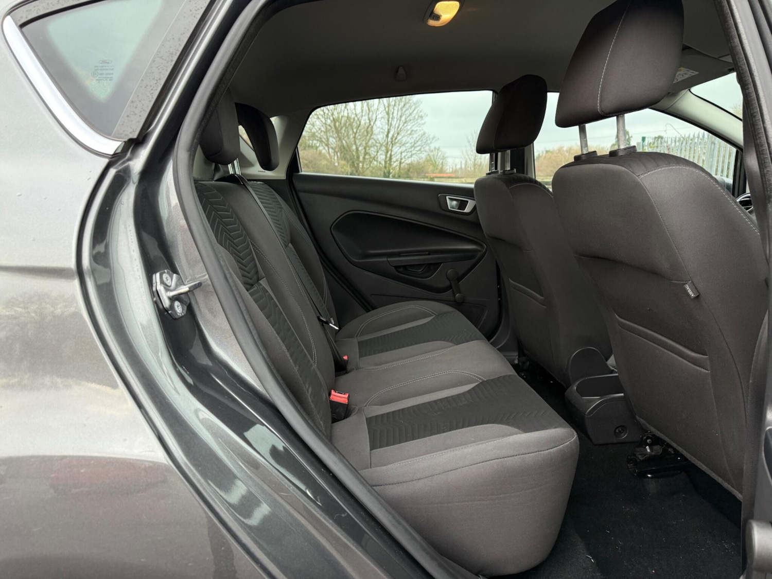 Used Ford Fiesta 2017 for sale - 76984902: Photo 28