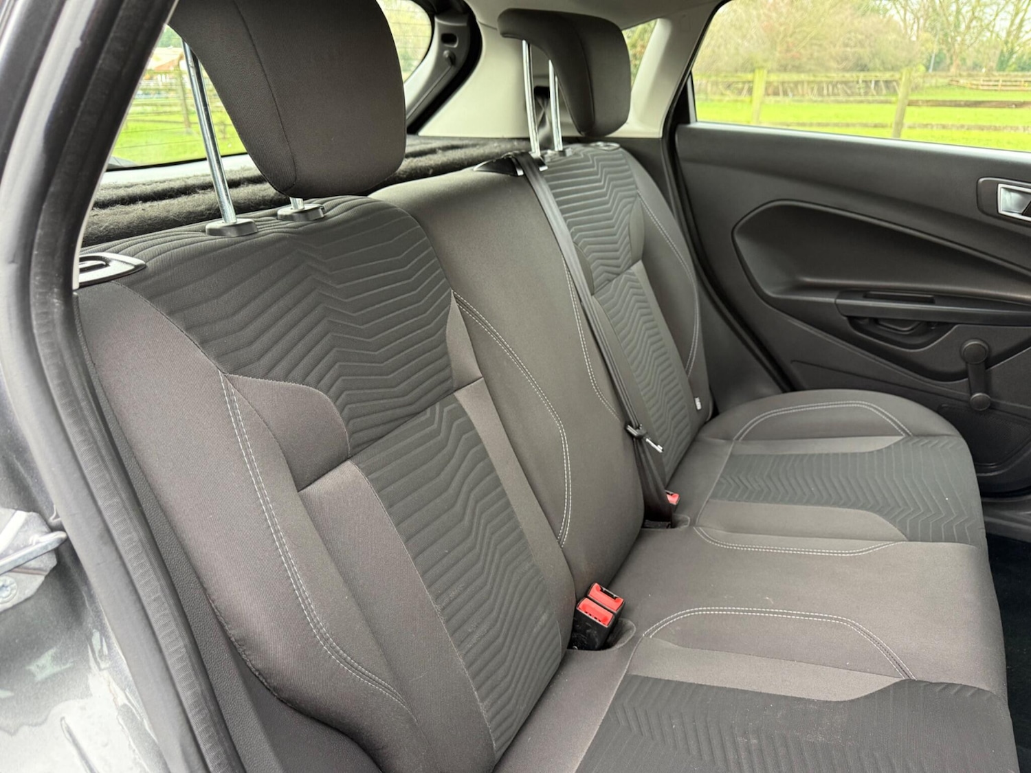 Used Ford Fiesta 2017 for sale - 76984902: Photo 29