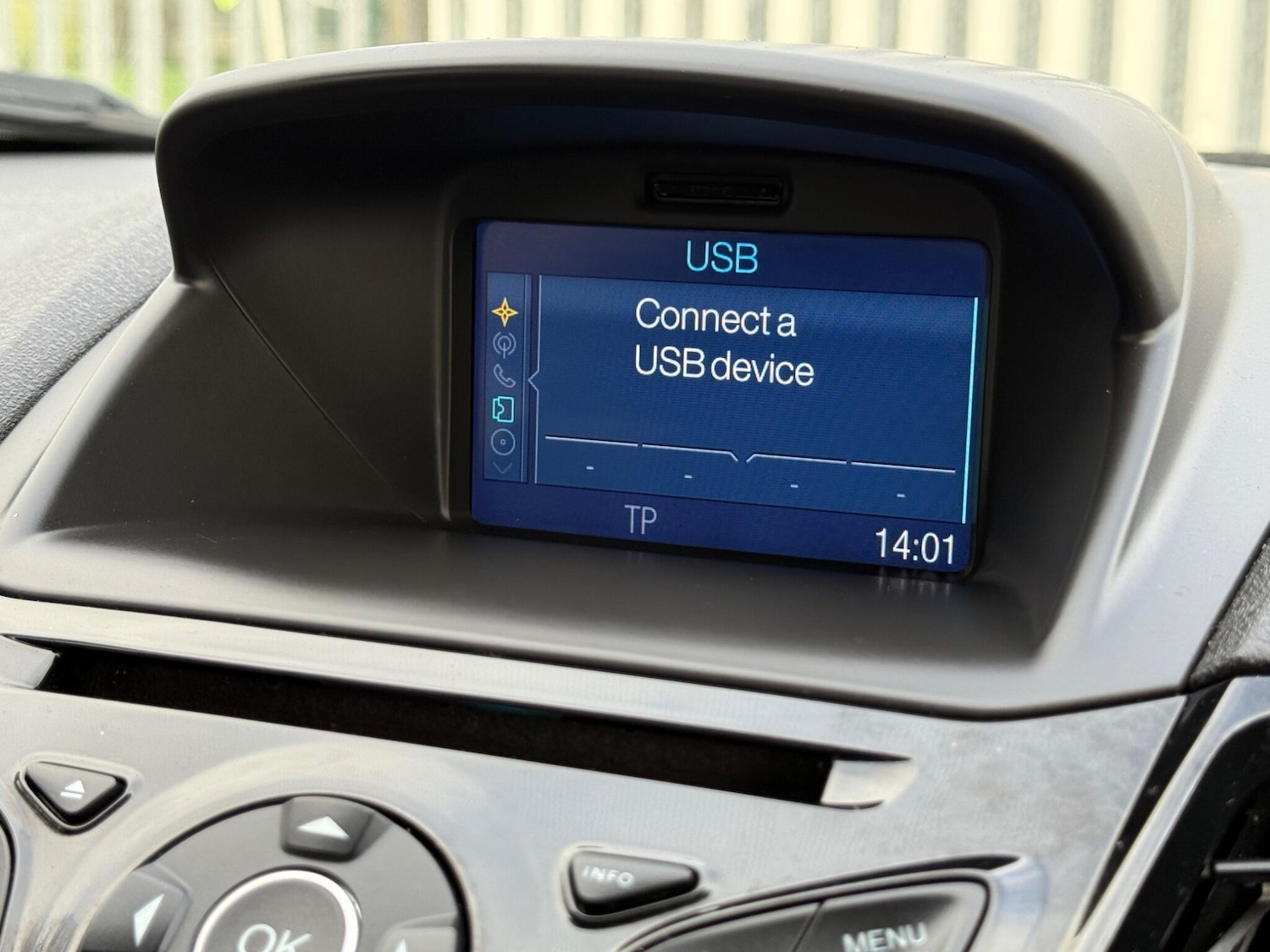 Used Ford Fiesta 2017 for sale - 76984902: Photo 40