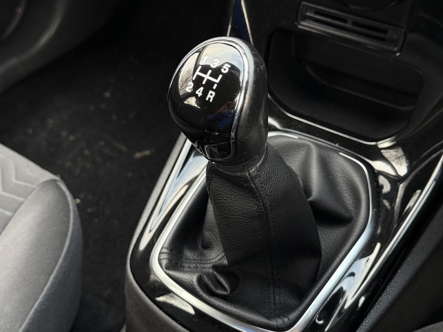 Used Ford Fiesta 2017 for sale - 76984902: Photo 47