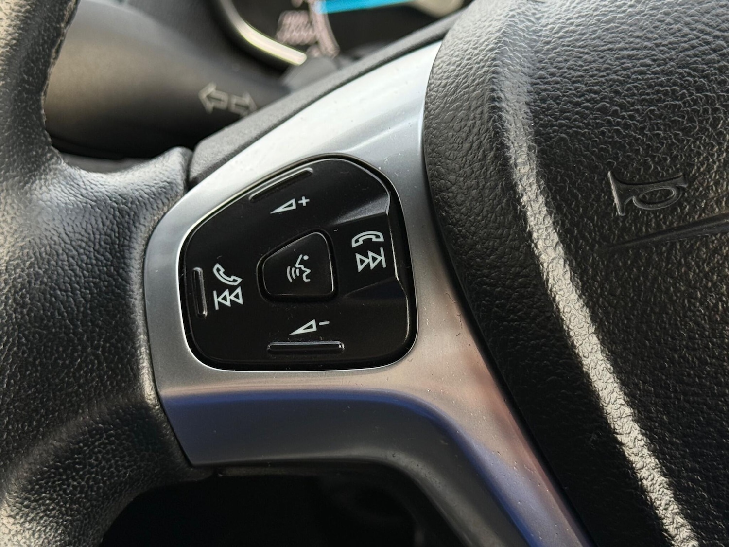 Used Ford Fiesta 2017 for sale - 76984902: Photo 49