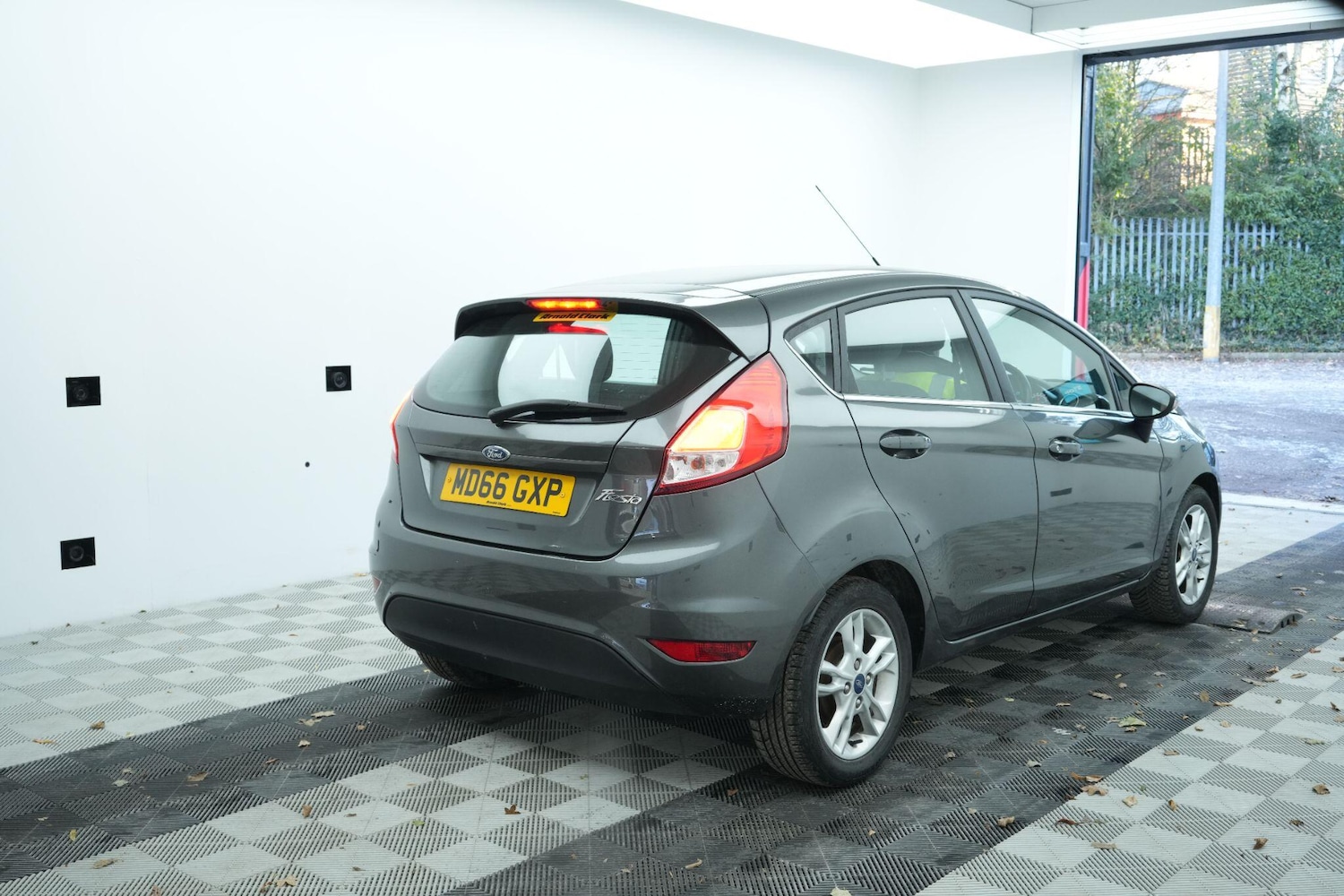 Used Ford Fiesta 2017 for sale - 76984902: Photo 7