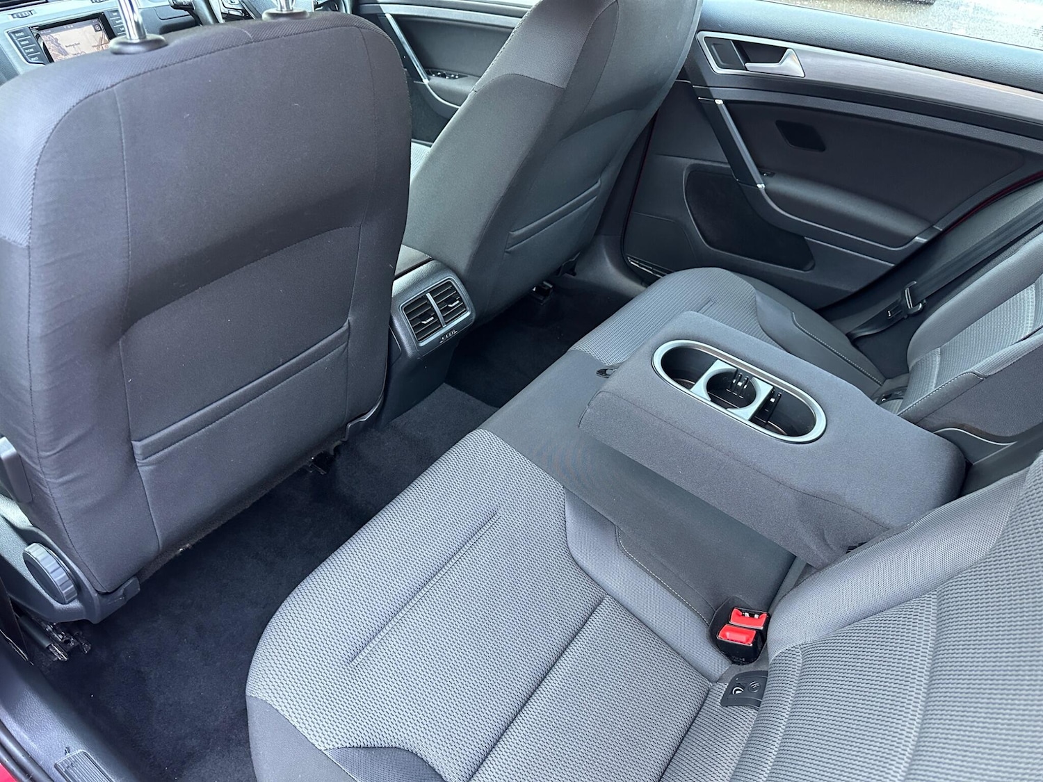 Used Volkswagen Golf 2015 for sale - 77315131: Photo 25