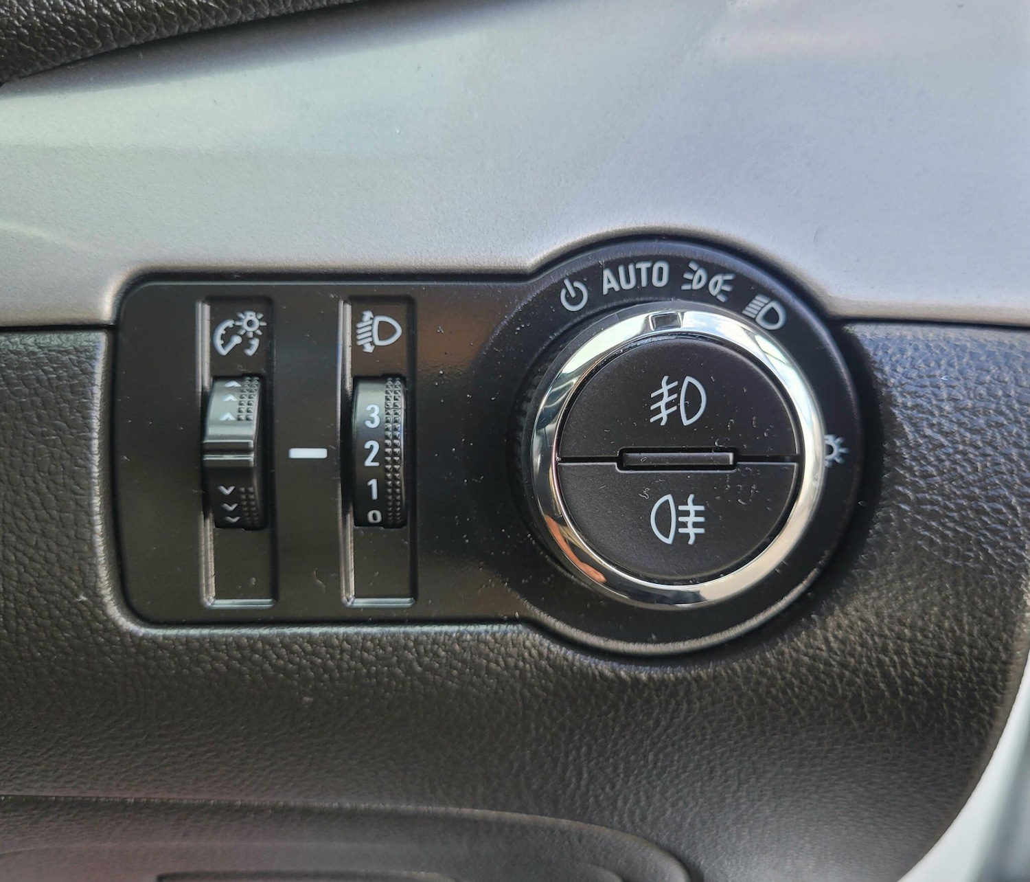 Used Vauxhall Mokka 2016 for sale - 76831809: Photo 30