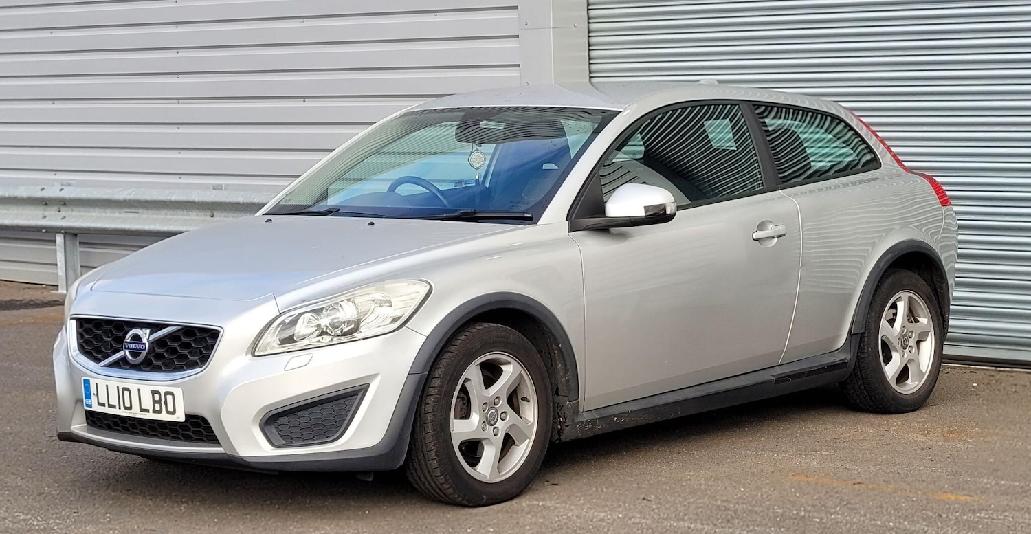 Used Volvo C30 2010 for sale - 76584534: Photo 2