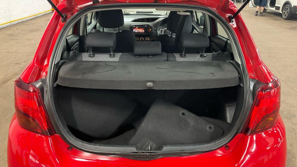 Used Toyota Yaris 2015 for sale - 77016923: Photo 11