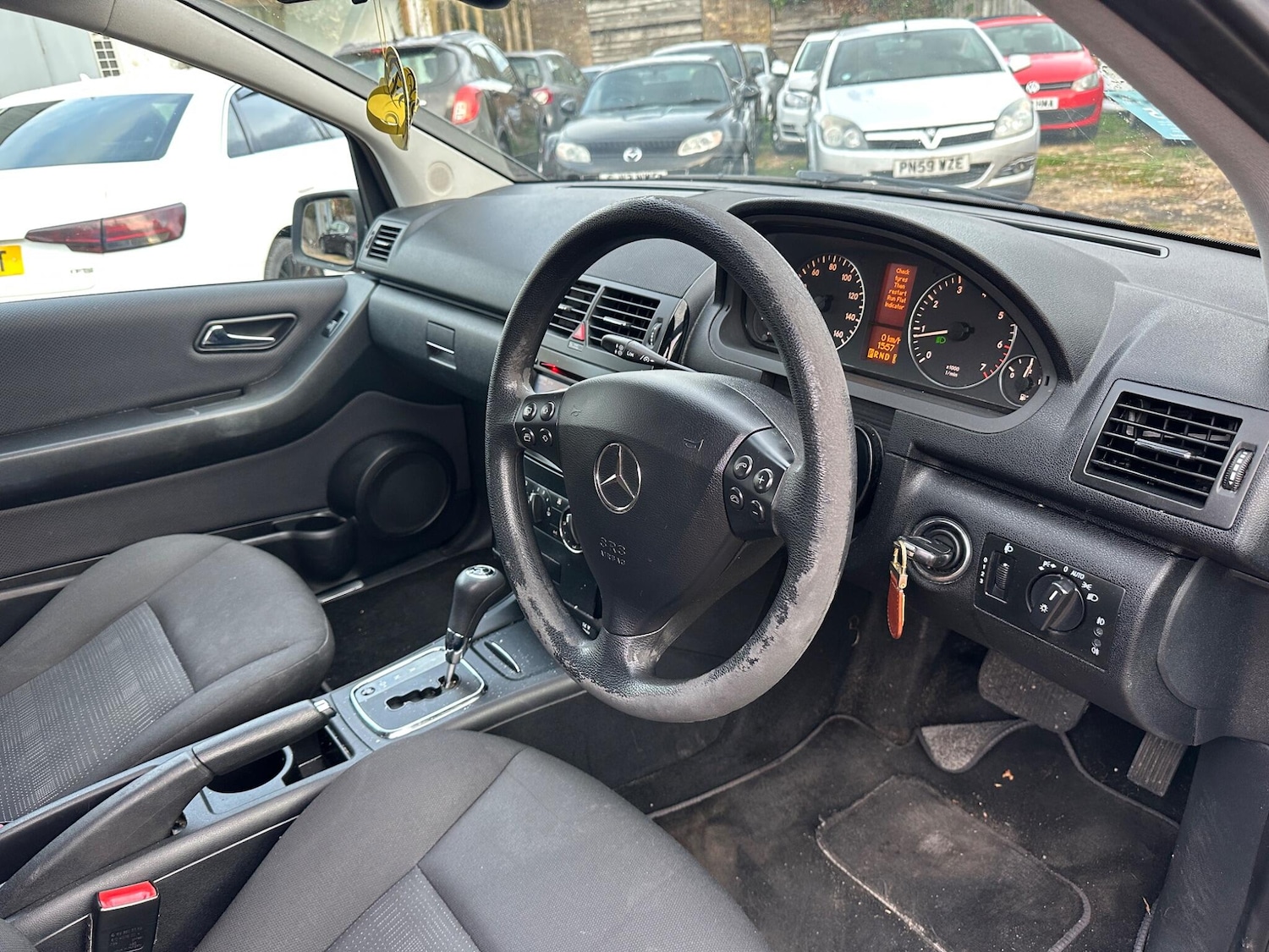 Used Mercedes-Benz A-Class 2009 for sale - 76984899: Photo 11