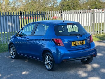 Used Toyota Yaris 2015 for sale - 78461955: Photo