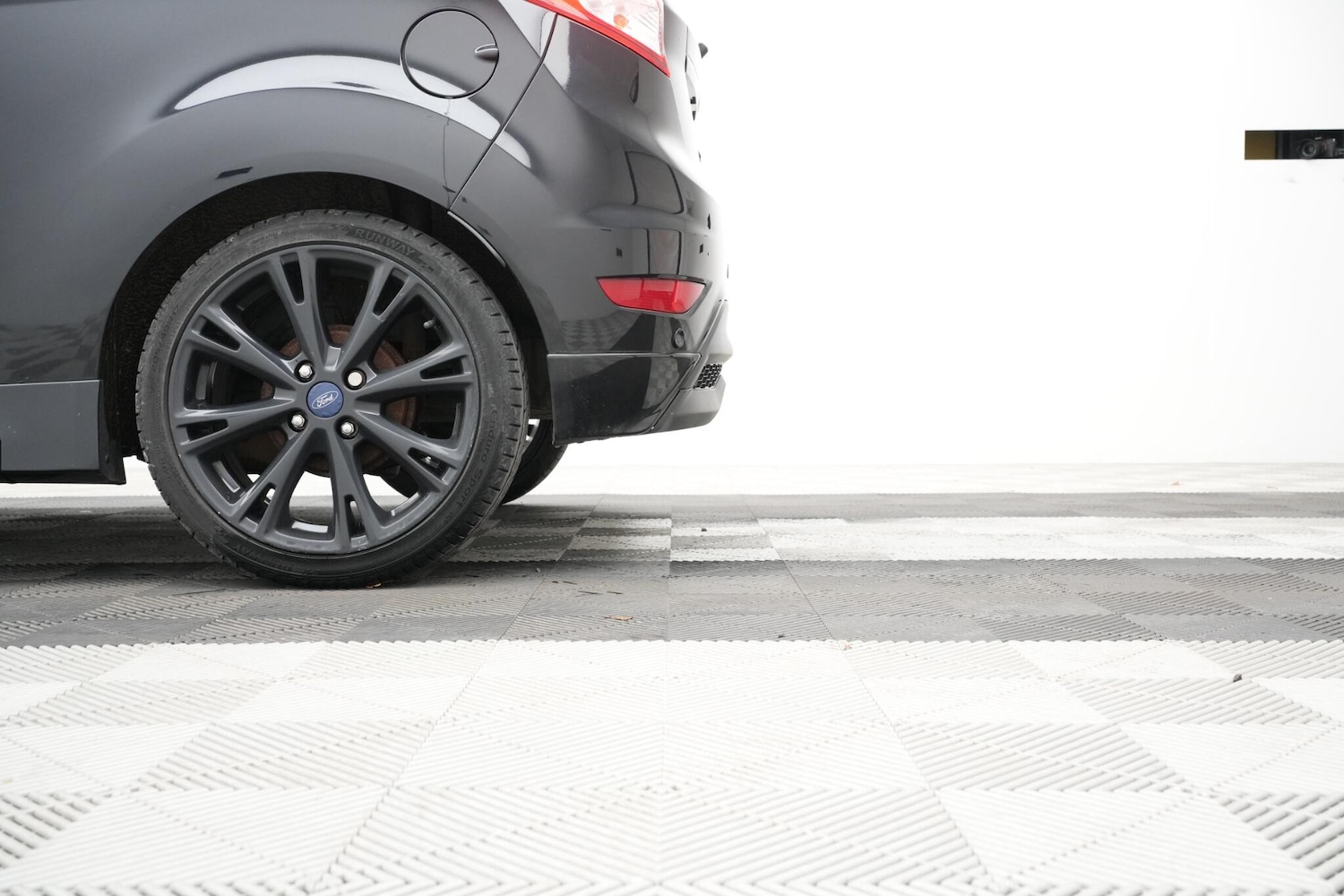 Used Ford Fiesta 2015 for sale - 76527832: Photo 11