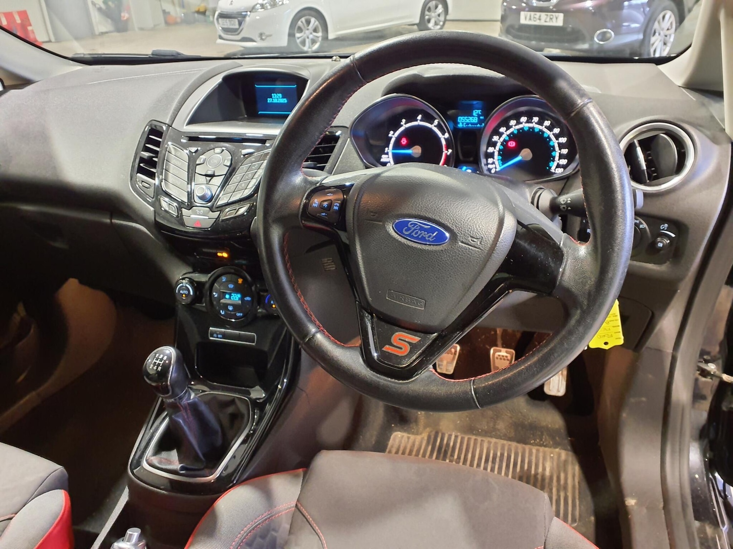 Used Ford Fiesta 2015 for sale - 76527832: Photo 14