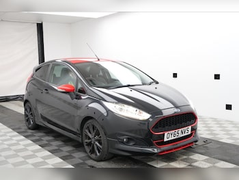 Used Ford Fiesta 2015 for sale - 76527832: Photo