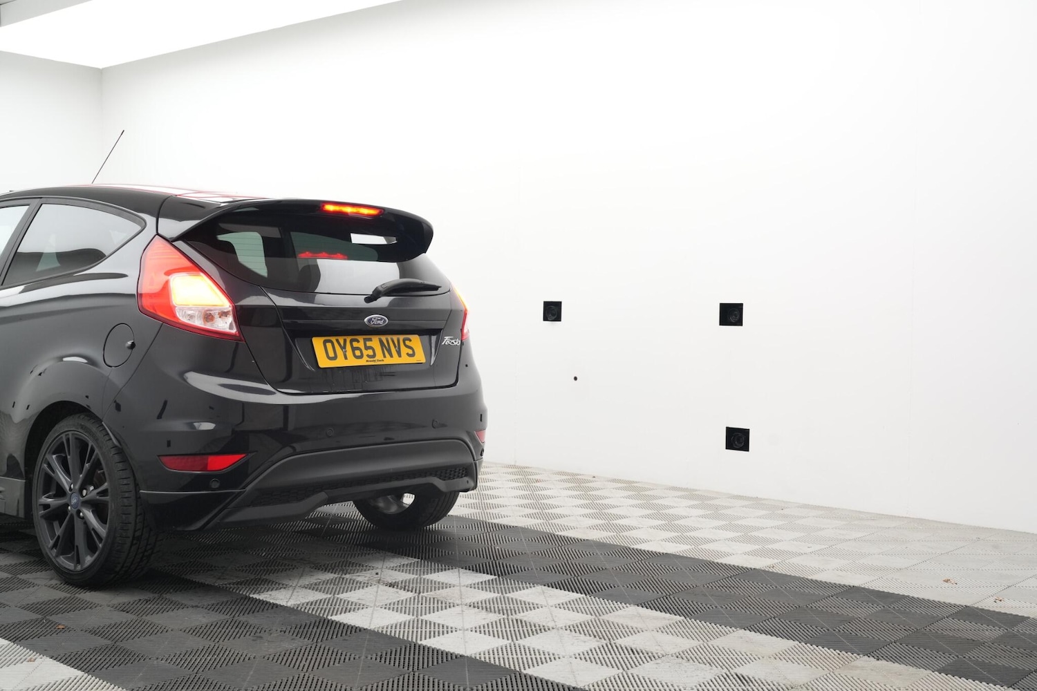 Used Ford Fiesta 2015 for sale - 76527832: Photo 3