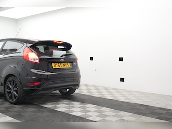 Used Ford Fiesta 2015 for sale - 76527832: Photo