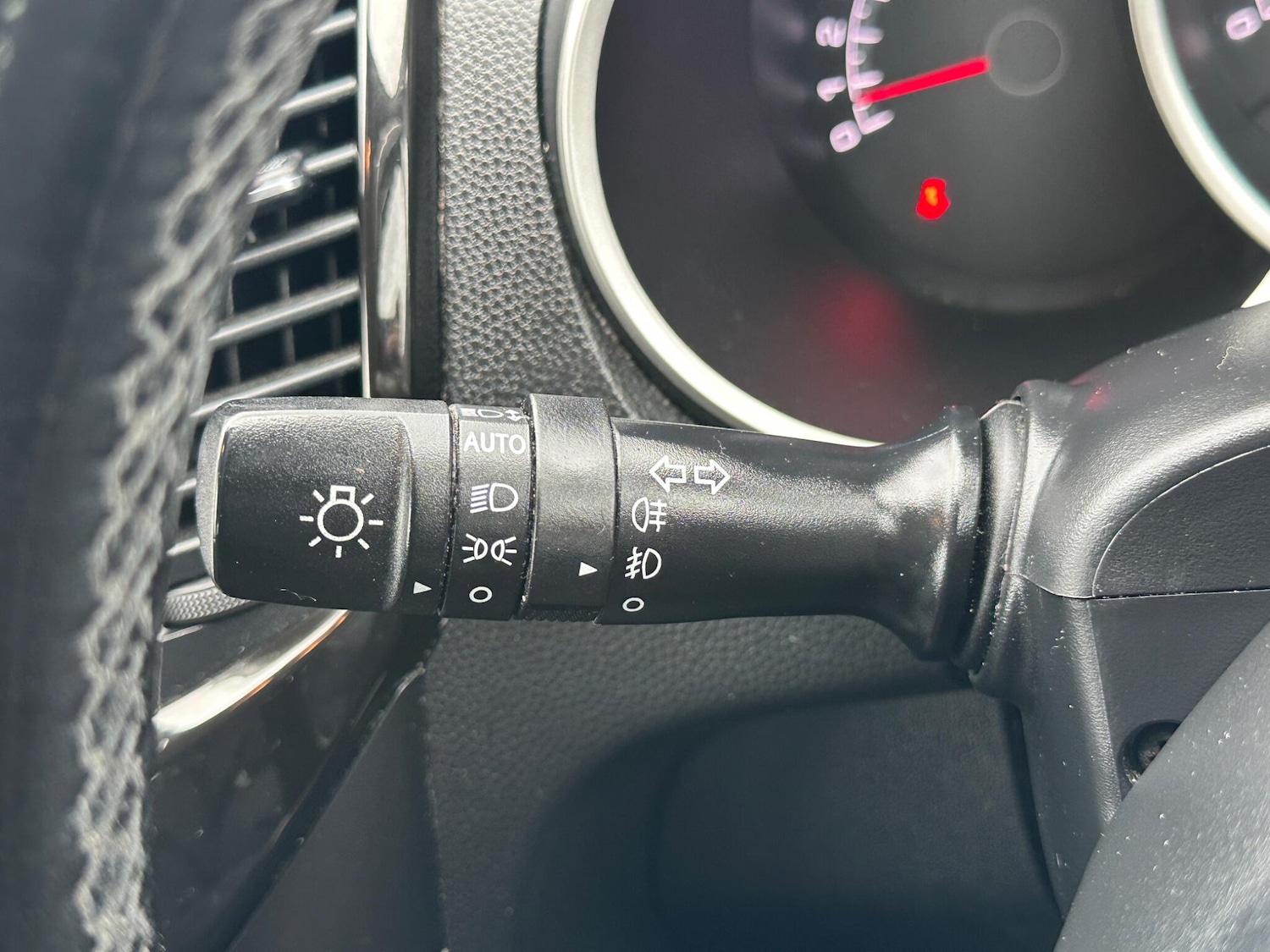 Used Kia Venga 2017 for sale - 77647132: Photo 35