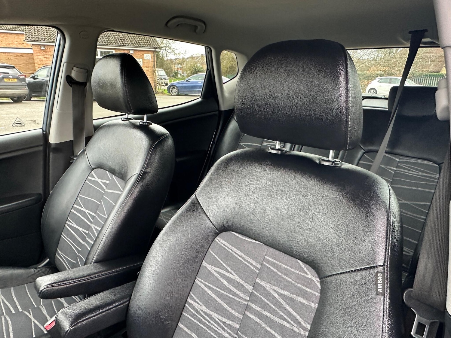 Used Kia Venga 2017 for sale - 77647132: Photo 65