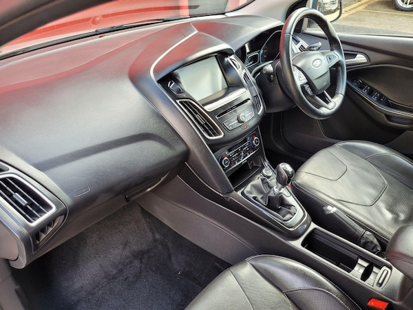 Used Ford Focus 2015 for sale - 76031424: Photo 20