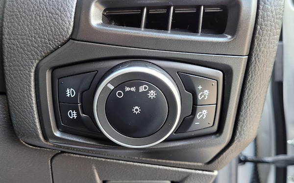 Used Ford Focus 2015 for sale - 76031424: Photo 26