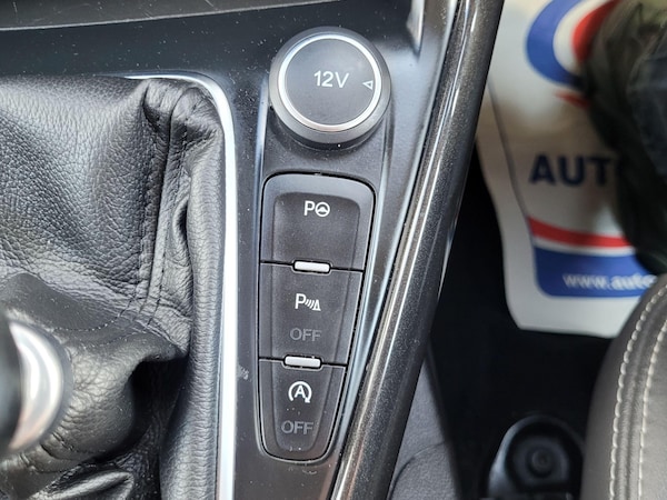 Used Ford Focus 2015 for sale - 76031424: Photo 37