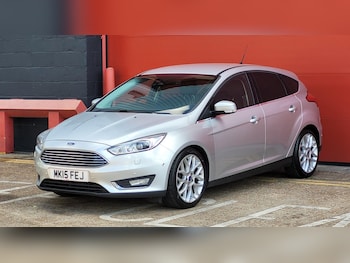 Used Ford Focus 2015 for sale - 76031424: Photo 4