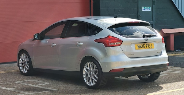Used Ford Focus 2015 for sale - 76031424: Photo 9