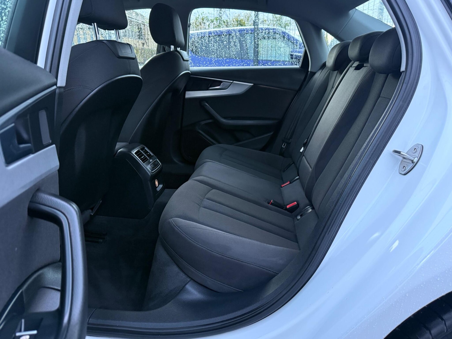 Used Audi A4 2015 for sale - 76189029: Photo 34