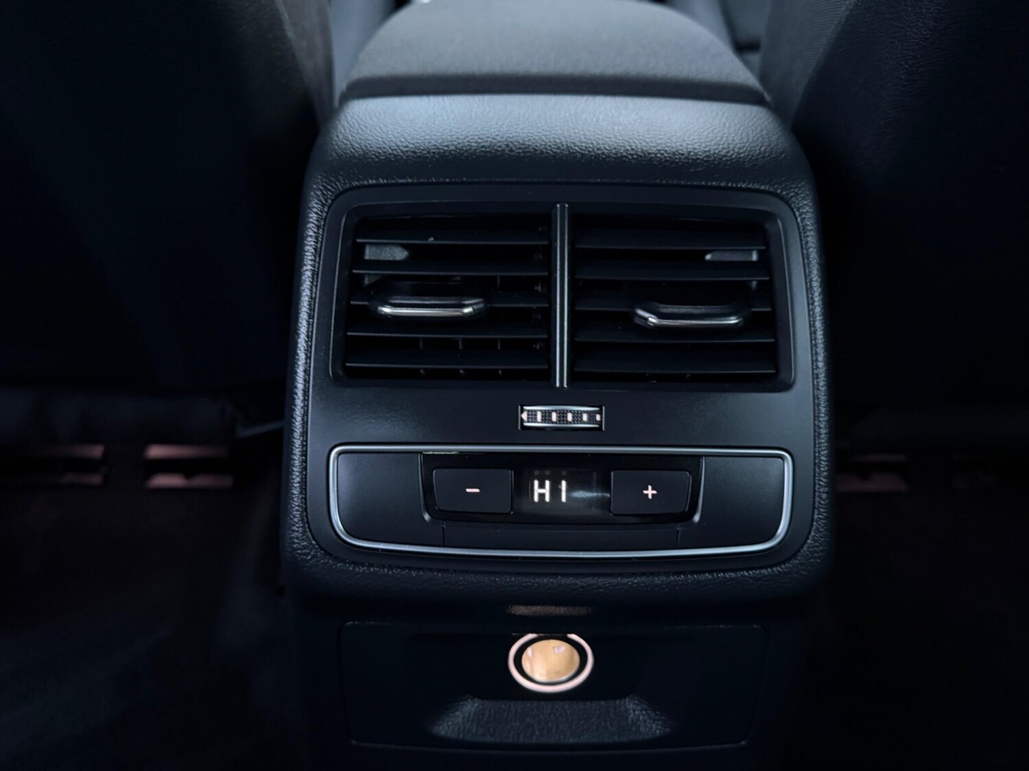 Used Audi A4 2015 for sale - 76189029: Photo 62