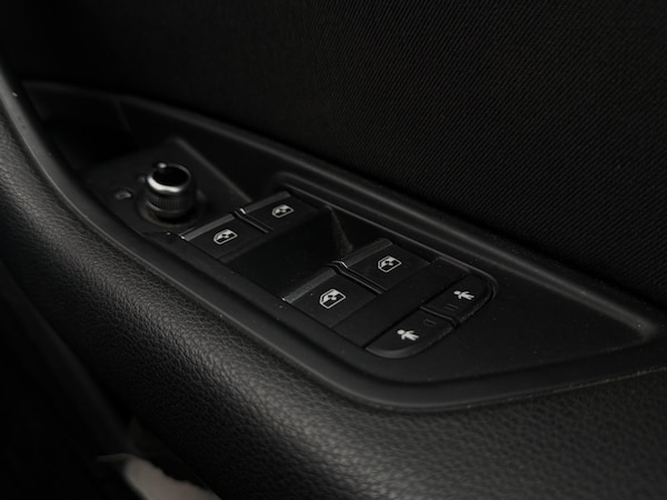 Used Audi A4 2015 for sale - 76189029: Photo 6