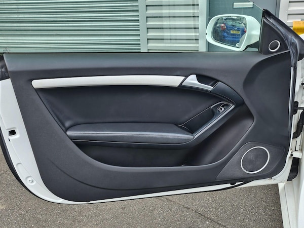 Used Audi A5 Cabriolet 2014 for sale - 76166965: Photo 23