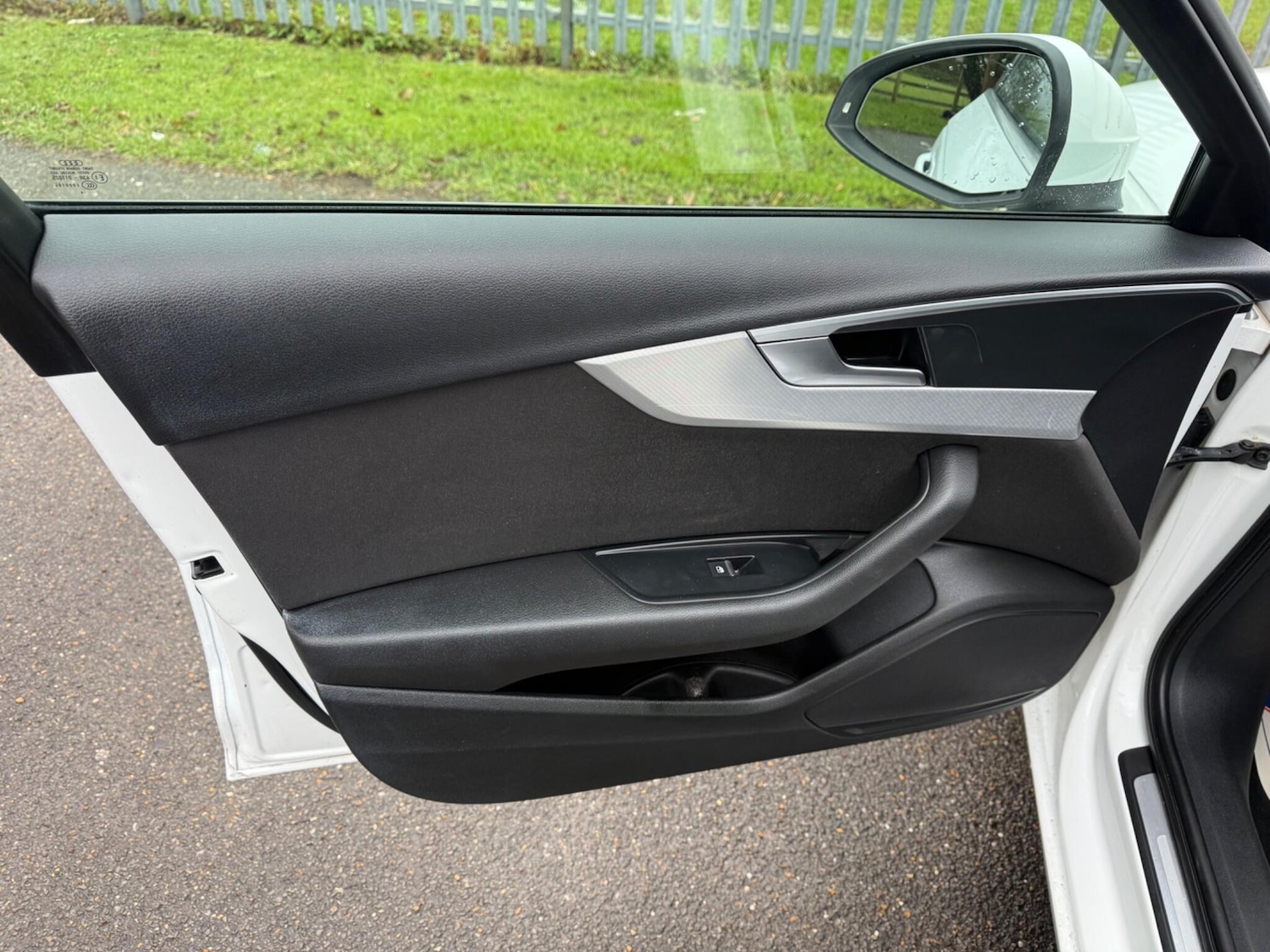 Used Audi A4 2016 for sale - 77163082: Photo 22