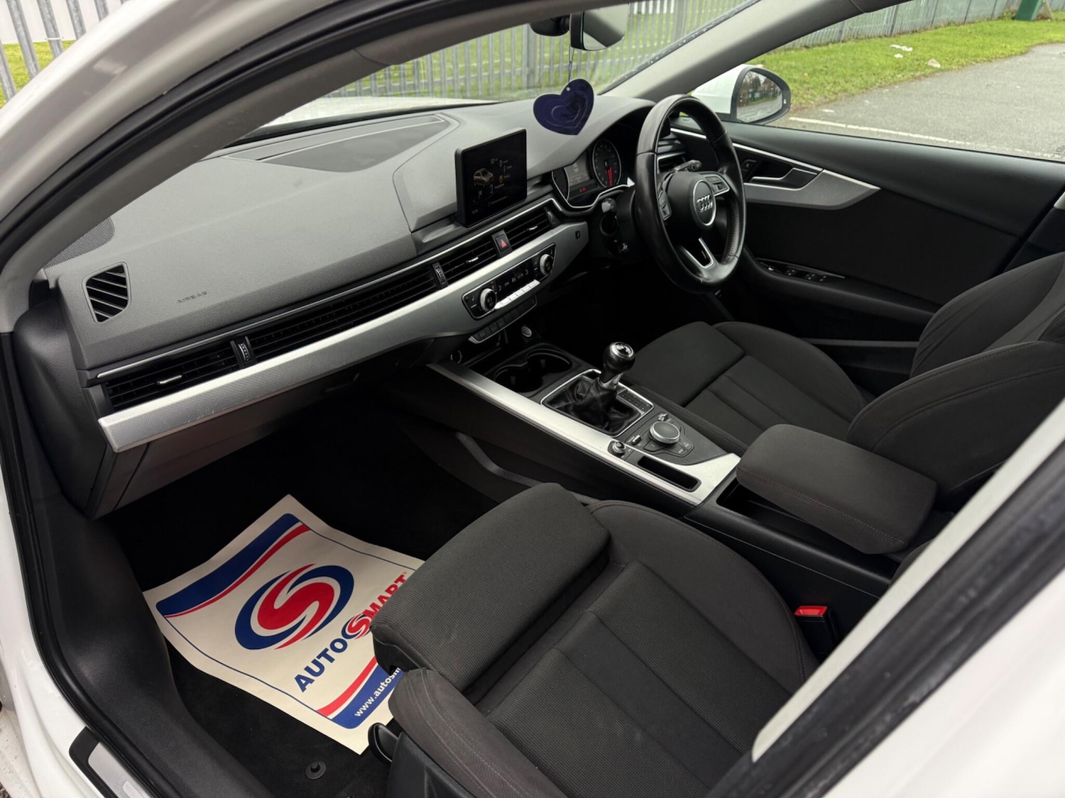 Used Audi A4 2016 for sale - 77163082: Photo 25