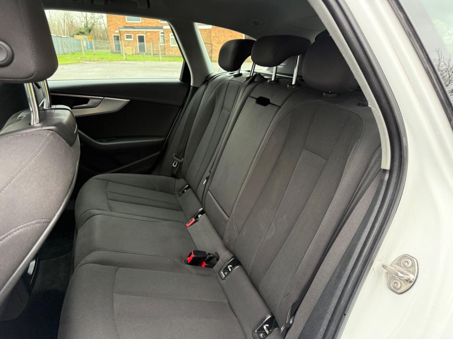 Used Audi A4 2016 for sale - 77163082: Photo 33