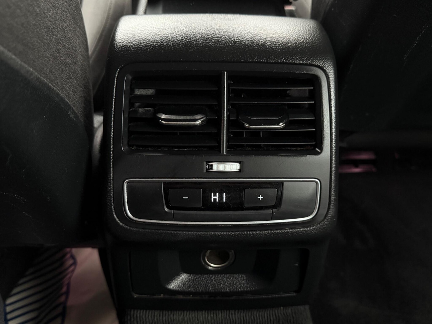 Used Audi A4 2016 for sale - 77163082: Photo 34