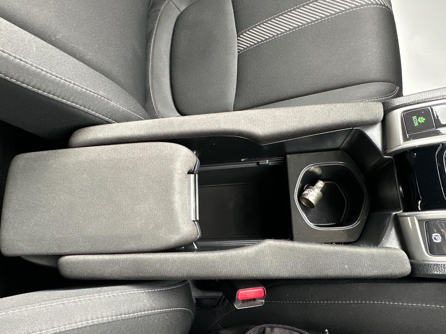 Used Honda Civic 2018 for sale - 78127920: Photo 15