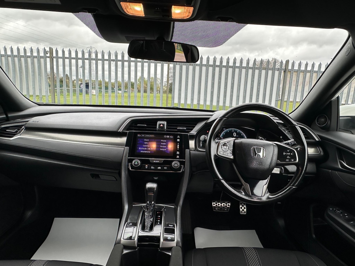 Used Honda Civic 2018 for sale - 78127920: Photo 19