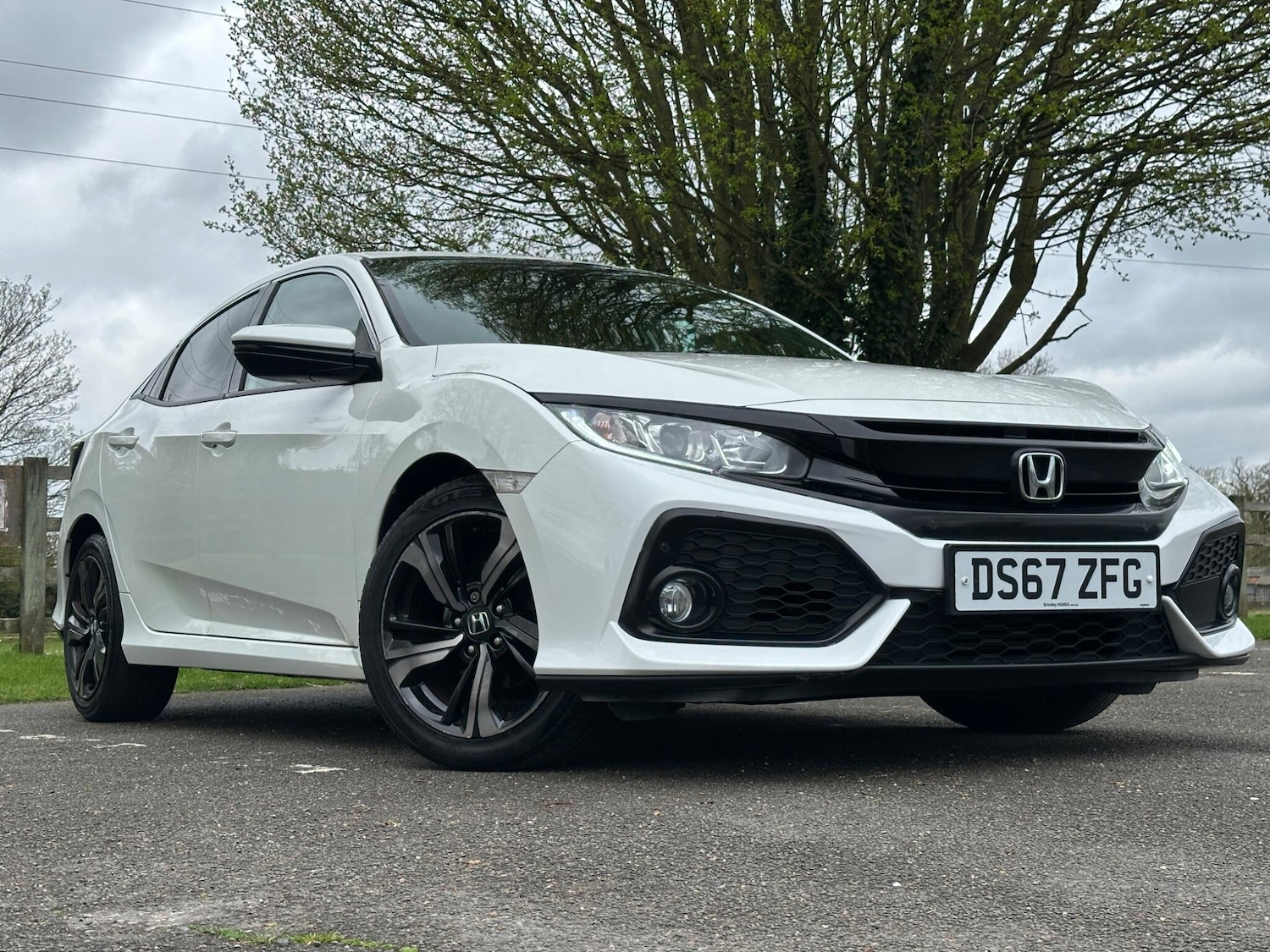 Used Honda Civic 2018 for sale - 78127920: Photo 2