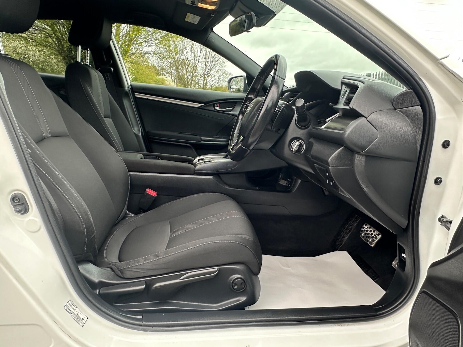 Used Honda Civic 2018 for sale - 78127920: Photo 22