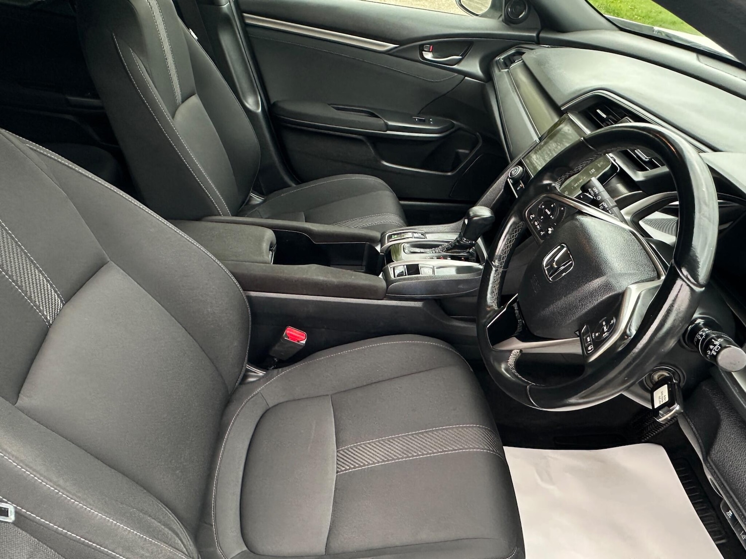 Used Honda Civic 2018 for sale - 78127920: Photo 23