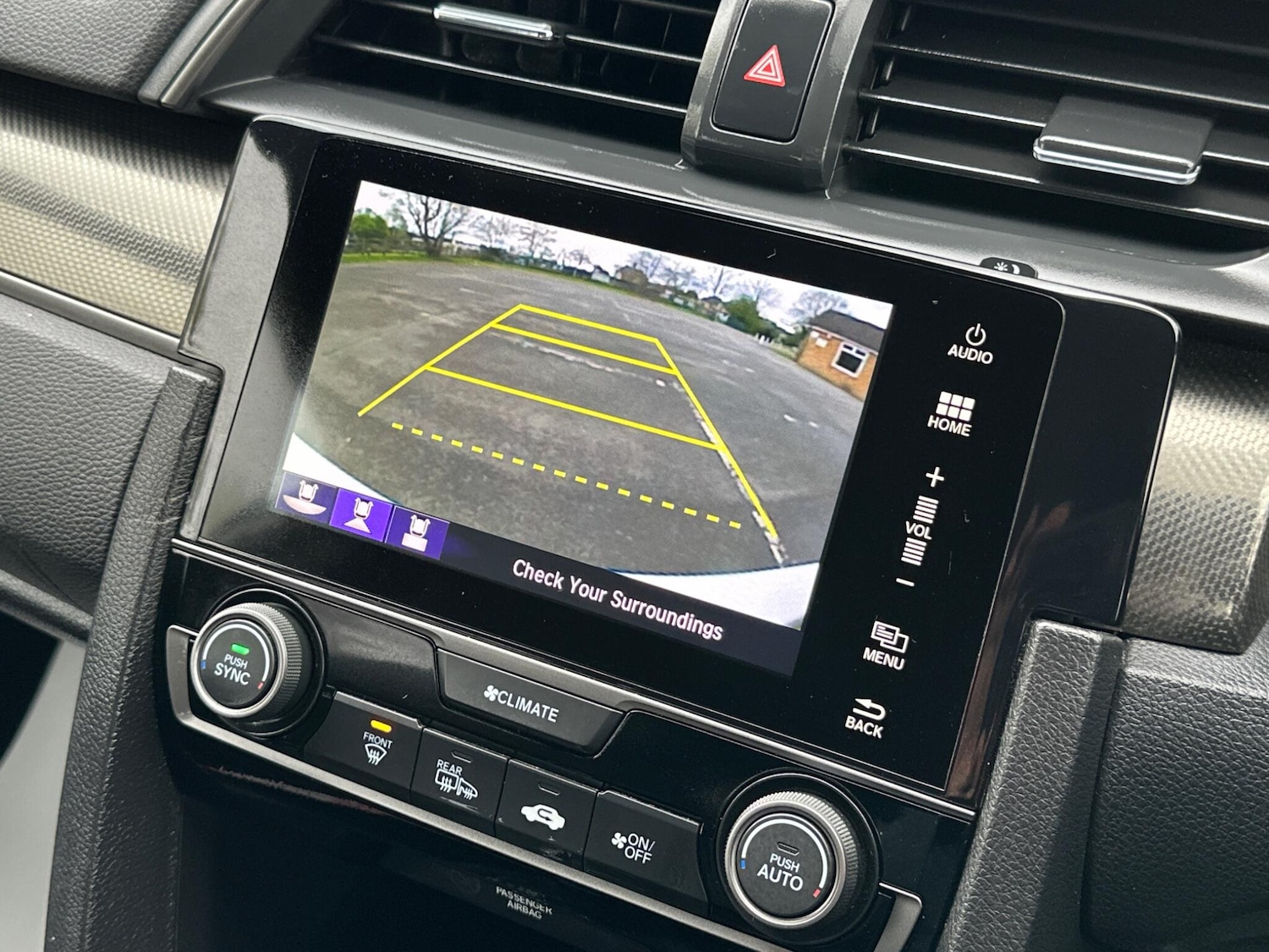 Used Honda Civic 2018 for sale - 78127920: Photo 60