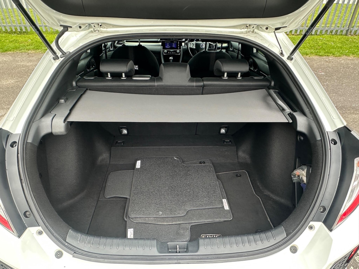 Used Honda Civic 2018 for sale - 78127920: Photo 69